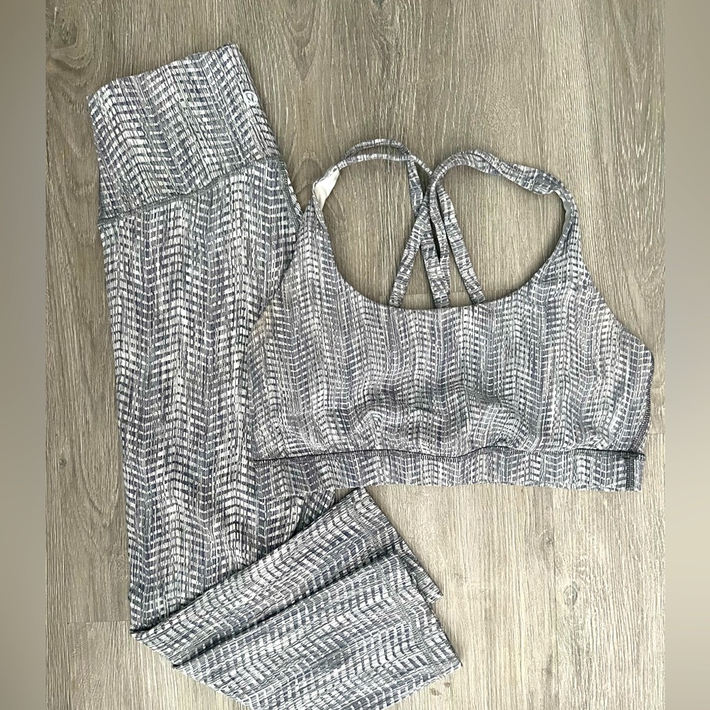 SET | Wunder Under Crops with matching Energy Bra